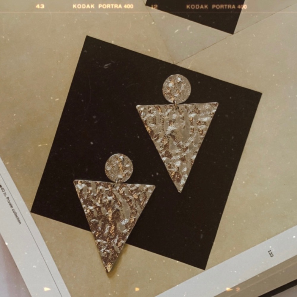❤️‍🔥𝕤𝕒𝕝𝕖❤️‍🔥geo earrings - Picture 7 of 10